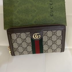 Small Gucci Wallet