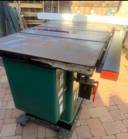 Grizzly  table  saw works great