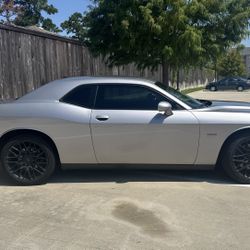 2016 Dodge Challenger Rt 