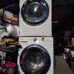 Whirlpool duet washer and dryer  untested