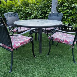 patio dining set with 4 chairs