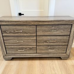 6-Drawer Dresser – Rustic Gray Wood Finish