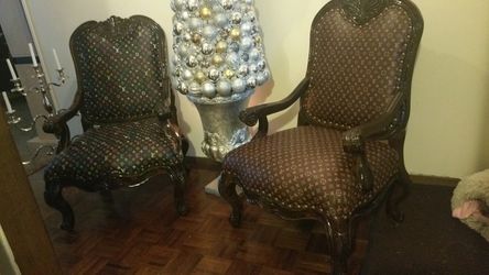 Louis vuitton chairs. for Sale in Plano, TX - OfferUp