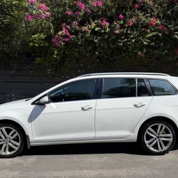 2015 Volkswagen Golf SportWagen