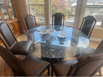 dinning table and chairs