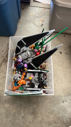 Large Lot of Mixed LEGO Sets and Pieces