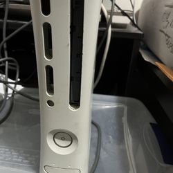 Xbox 360 Console for Parts Or repair 