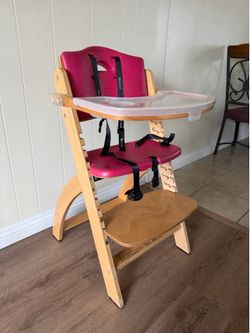 Abiie Adjustable High Chair