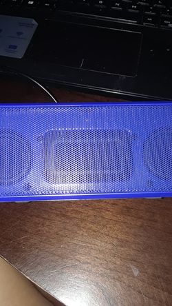 Insignia portable Bluetooth speakers