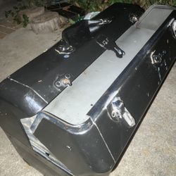 *Great Steal *Black toolbox or tackle box for 