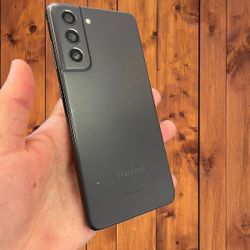 Samsung Galaxy S21 FE 5G 128GB Unlocked-$279