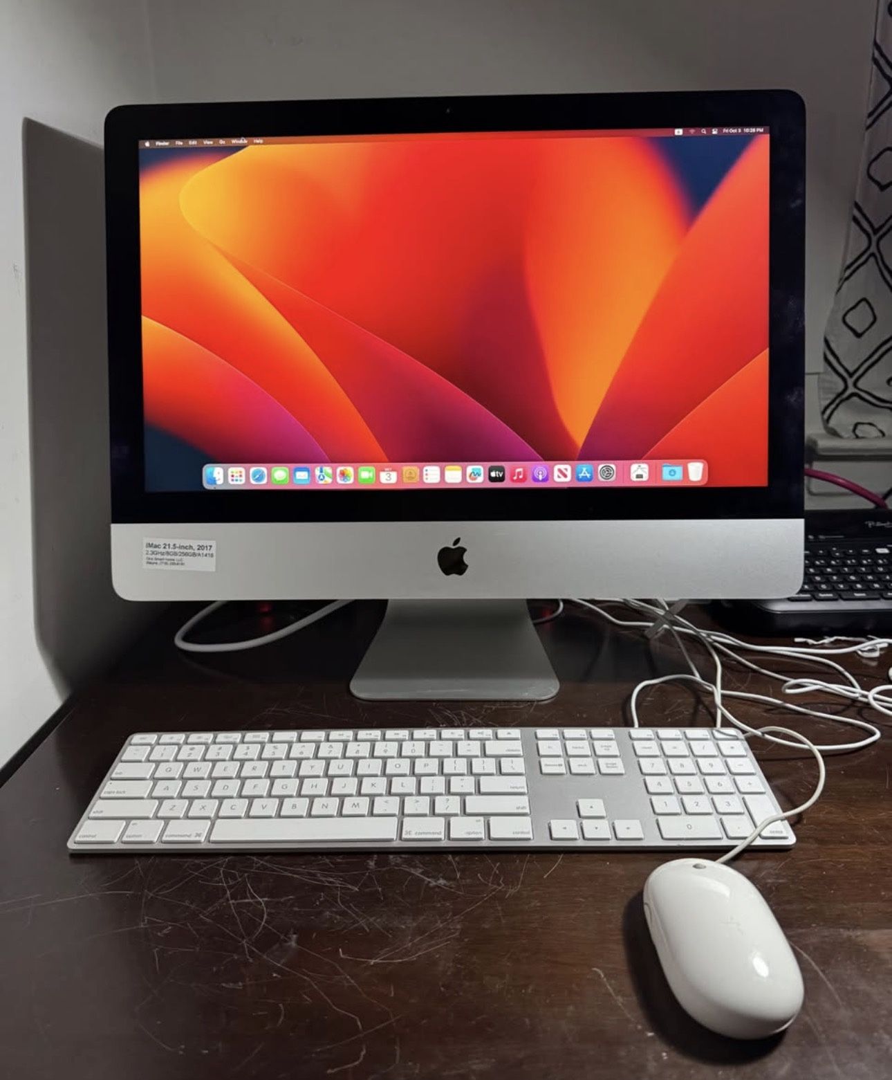 Apple Mac 21.5-inch/2.3GHz/8GB/256GB/2017