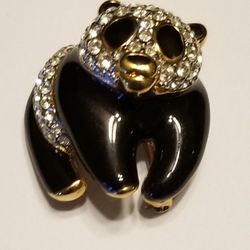 Panda Pin Vintage 