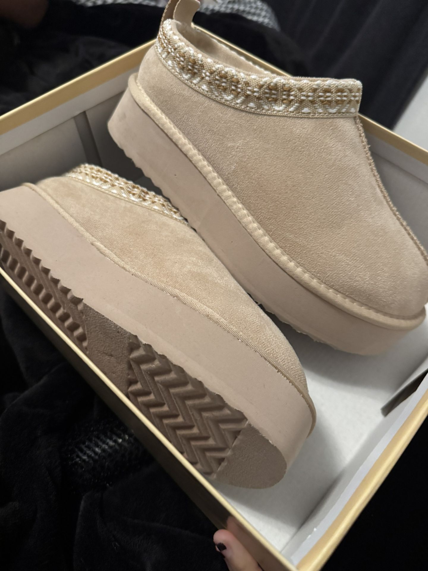 Ugg