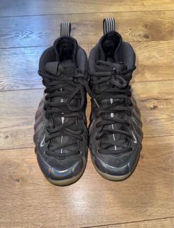 Nike Air Foamposite One Hologram Size 10