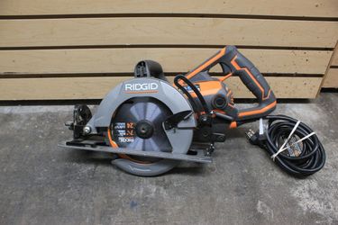 Ridgid R32104 7.25 in. 15A Worm Drive Circular Saw