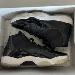 Jordan 11 Space Jam
