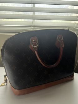 AUTHENTIC LV Vintage Boho Alma MM for Sale in Salinas, CA - OfferUp