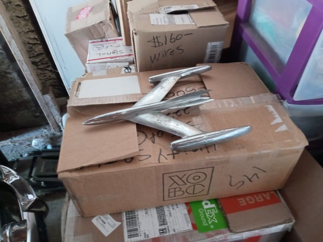 1953 And 1954 GM Oldsmobile Hood Ornament