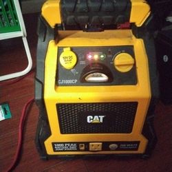 Cat Battery Jump Starter 