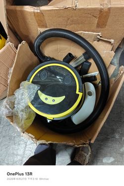 Kärcher Canister Vacuum with Attachments