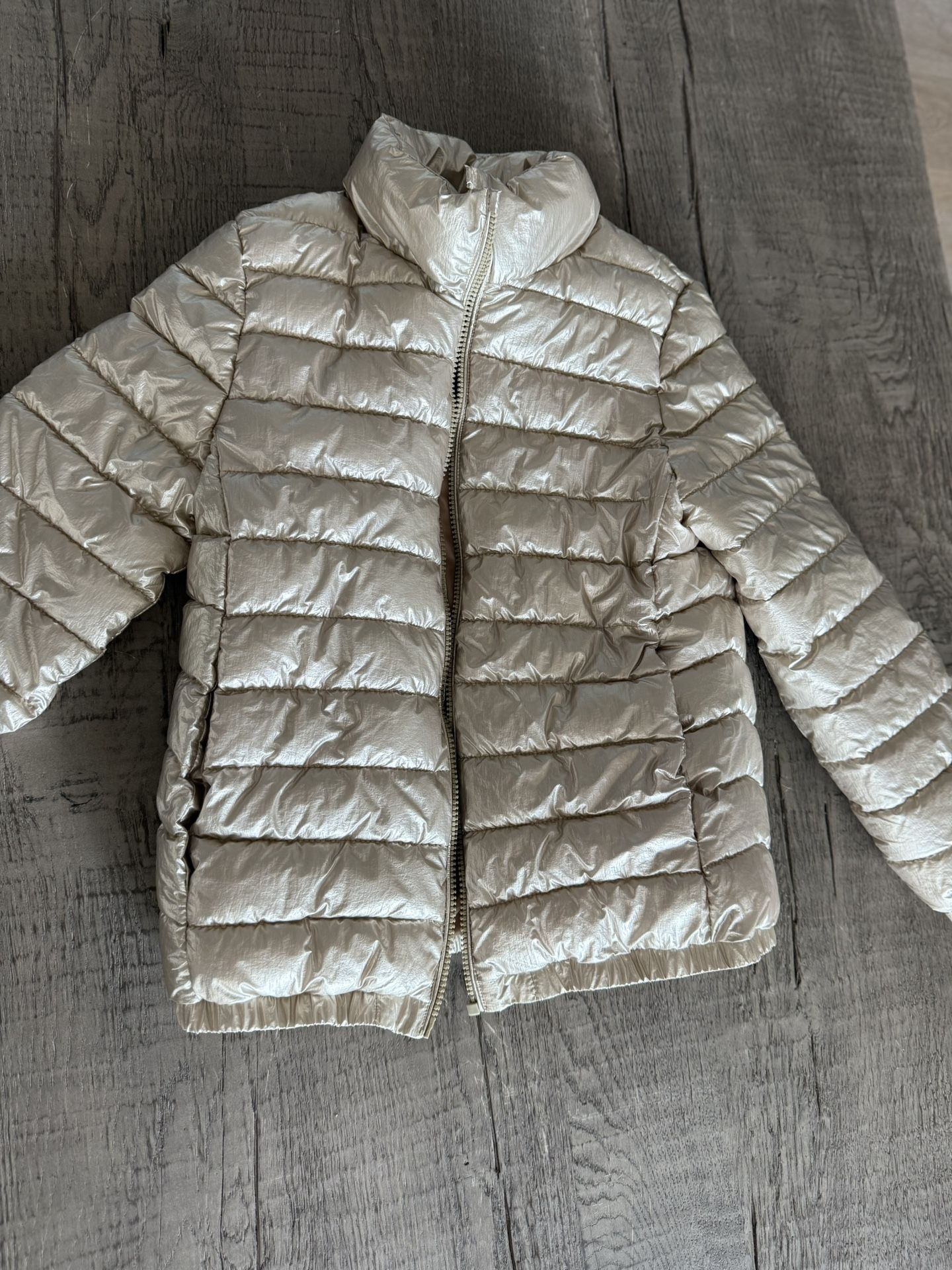 Adorable Zara Girls Shiny Gold Puffer Jacket size 11-12