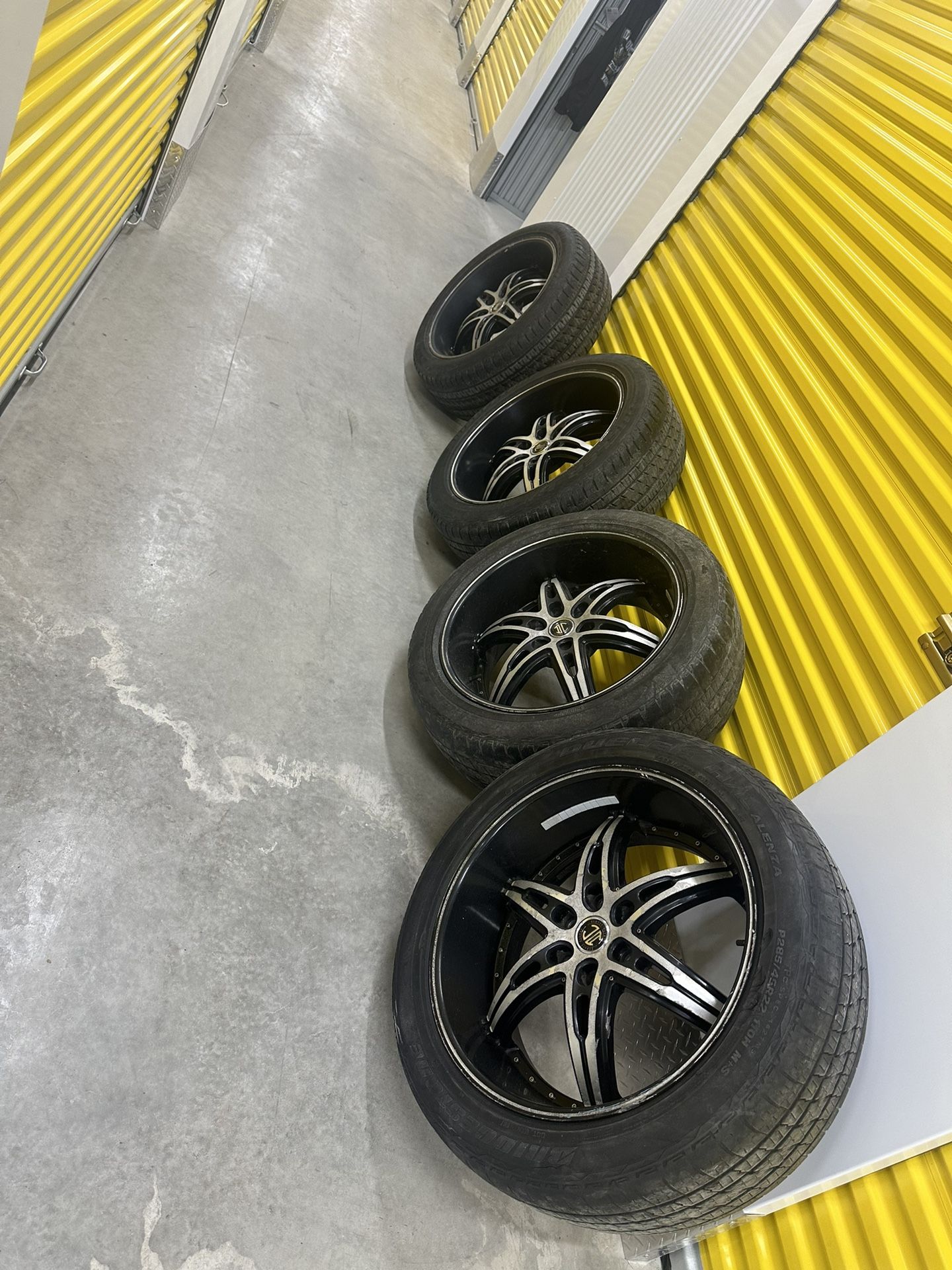 Wheels came off of Ford F150 six lug 22”