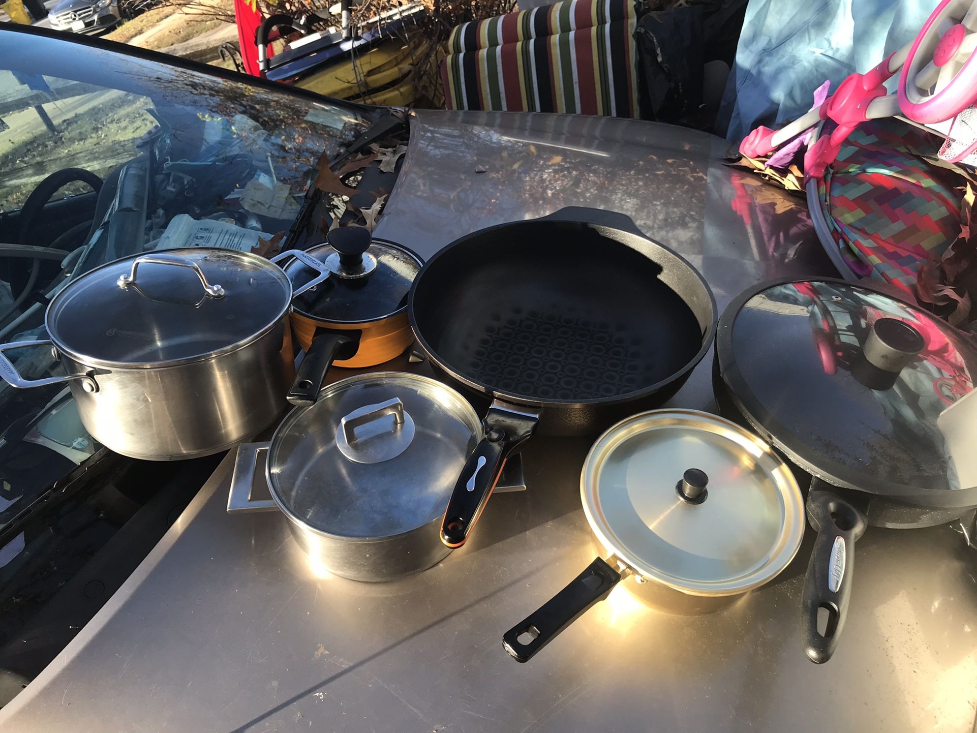 Lnew Very nice large professional pots and pans with lids everything goes for $45 firm chef quality