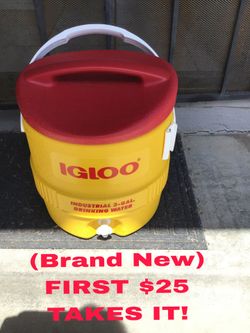 Igloo 3gal Cooler Ice chest Brand NEW first $25 cash