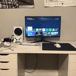 Whole gaming setup (Besides the desk)