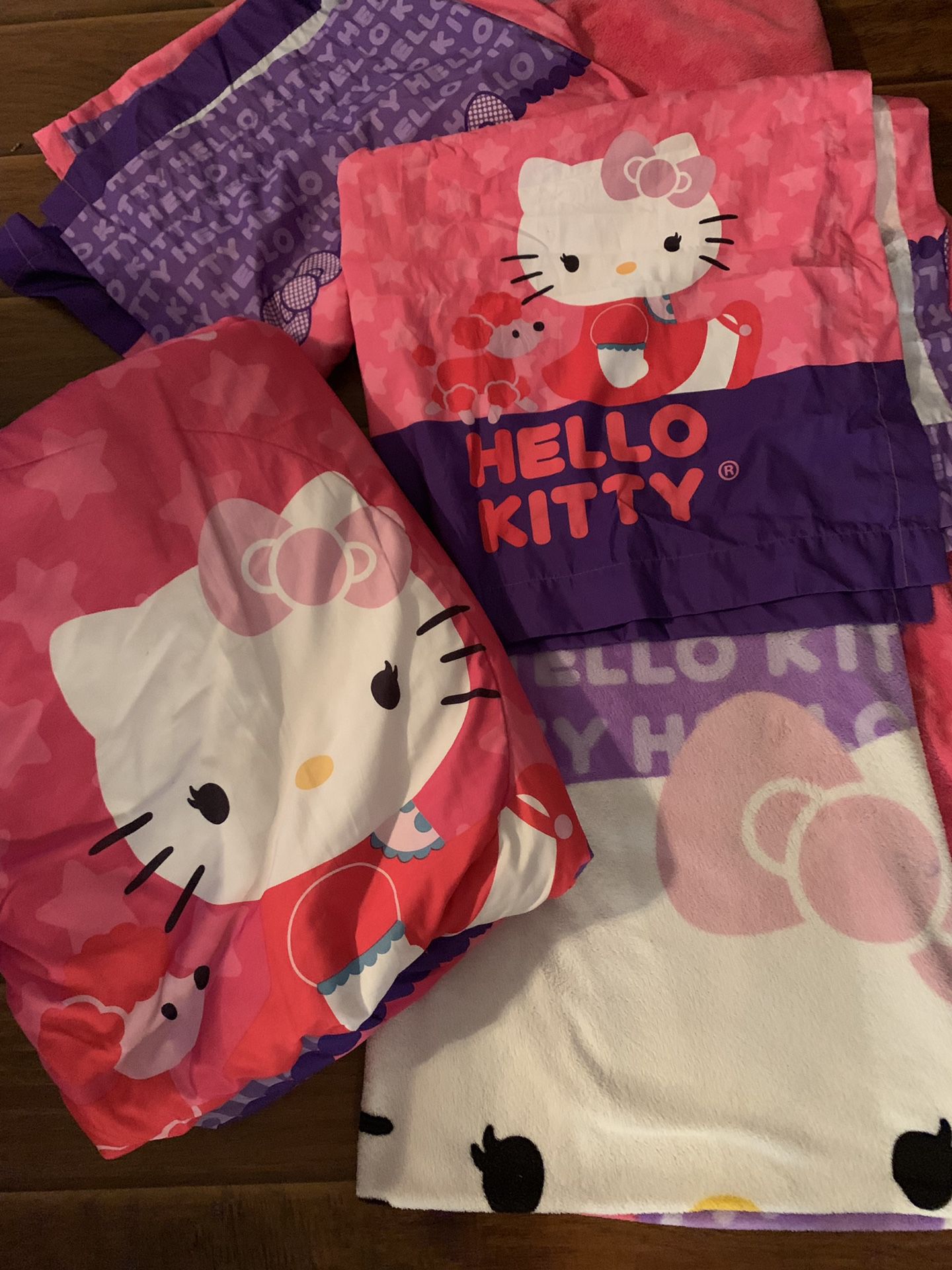 Hello Kitty Bedroom set
