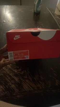 NIKE DUNK HI RETRO UNIVERSITY/ Men’s 9/ Women’s 10.5