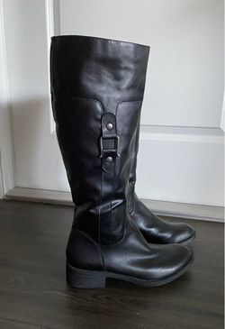 Black Leather Knee-High Riding Boots