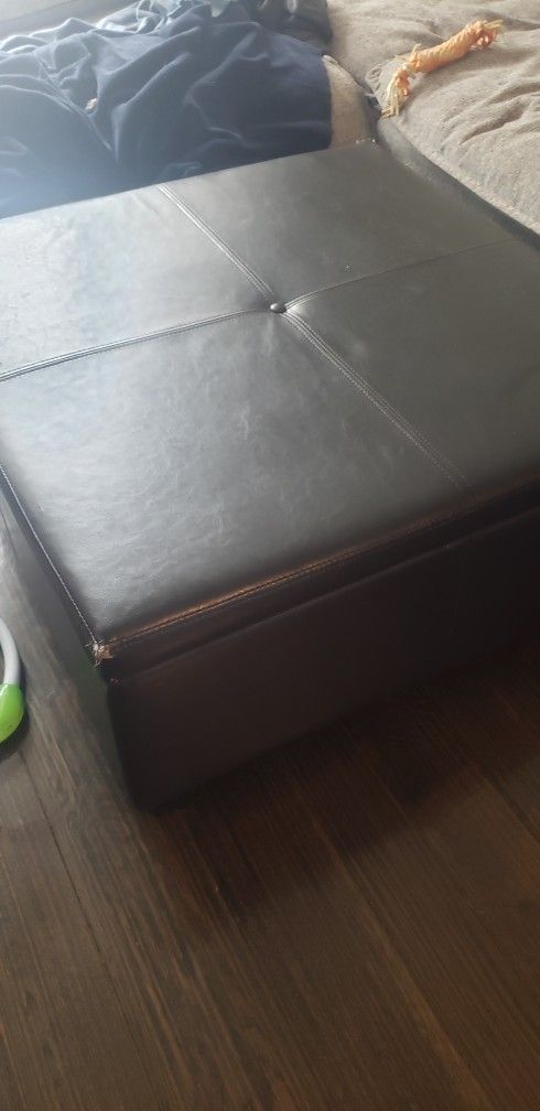 Free Ottoman Coffee Table