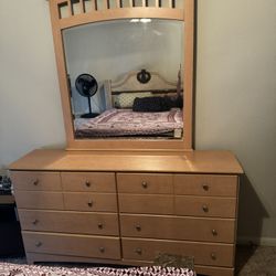 Chest With Mirror 
