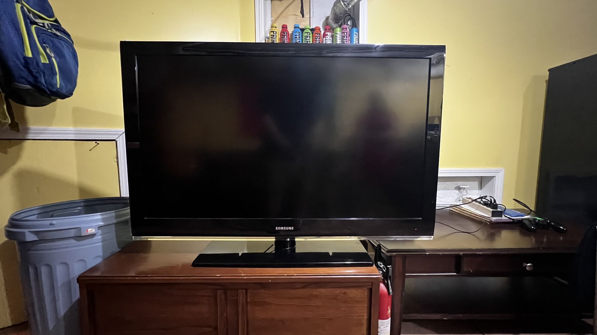 SAMSUNG 46” TELEVISION (FOR PARTS)