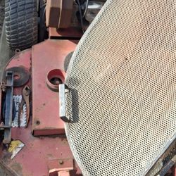 Commercial lawn mower thirty six inch