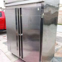 Utility Commercial Double Door Stainless Steel Refrigerators
