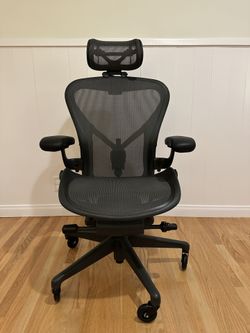 Herman Miller Aeron Chair