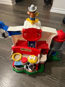 Little People Caring for Animals Farm Smart Stages Playset