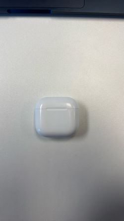 Airpod 4's - Like New, 100% functional