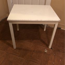 Nice  Small  Table 