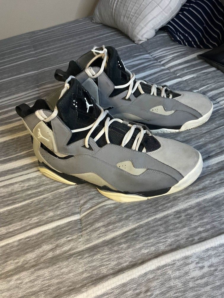 Jordan True Flight Size 11