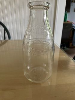 Quart Milk Bottle Conover's Guernsey Dairy Hightstown NJ MERCER COUNTY