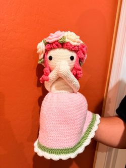 Crochet reversible flower bouquet doll