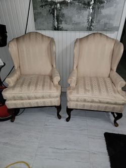 Pair of Vintage Fairfield Wingback Chairs – Queen Anne Style – Champagne Moiré
