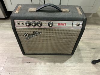 Fender Bronco  Silverface Amp