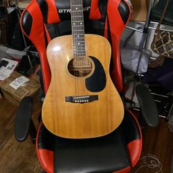 Coti Guitar With Case