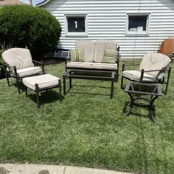 COMFORTABLE PATIO SET IN VERY GOOD CONDITION. IT INCLUDES  ONE BENCH, TWO RECLINING CHAIRS, ONE OTTOMAN,TWO GLASS TOP TABLE. $200.00  OR BEST OFFER 