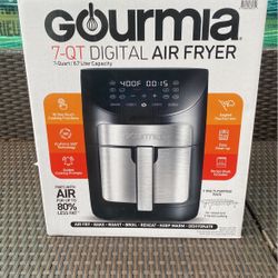 Gourmia 7 Quart Digital  Air Fryer. Item In Box. 